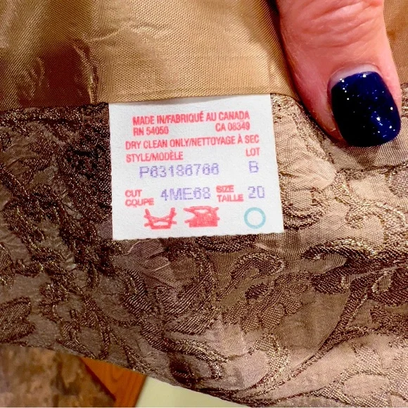 Brocade jacket. - Picture 7 of 8